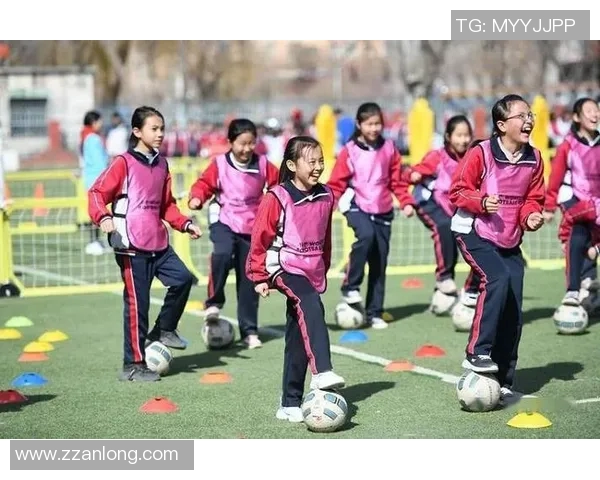 绰号小烟枪的足球明星如何在绿茵场上点燃激情与梦想